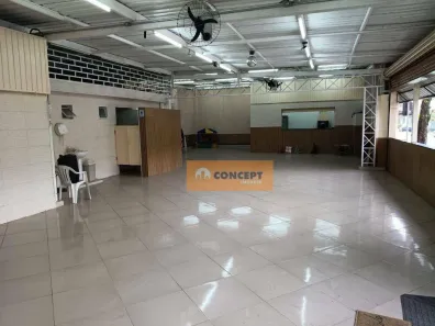 Ponto Comercial para alugar, 220m² no Vila Maria de Maggi, Suzano