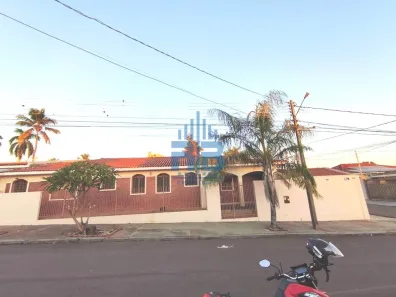 Casa com 3 Quartos à venda, 183m² no Vila Liberdade, Presidente Prudente