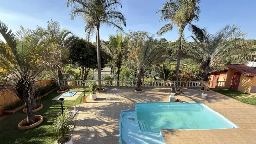 Fazenda/Sítio com 3 Quartos à venda, 1000m² no , Mairinque