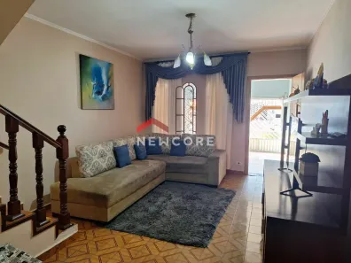 Sobrado com 3 Quartos à venda, 185m² no Vila Pires, Santo André