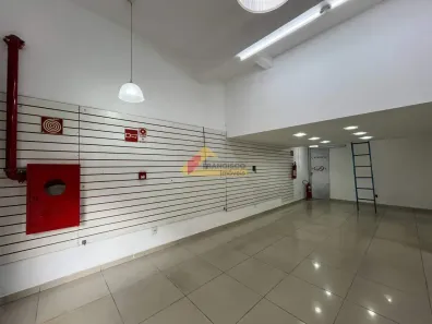 Ponto Comercial para alugar, 35m² no Centro, Divinópolis