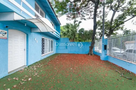 Imóvel Comercial com 3 Quartos para alugar, 300m² no Vila Assunção, Porto Alegre