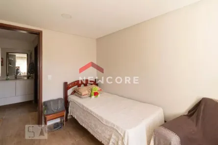 Casa com 4 Quartos à venda, 300m² no Nonoai, Porto Alegre