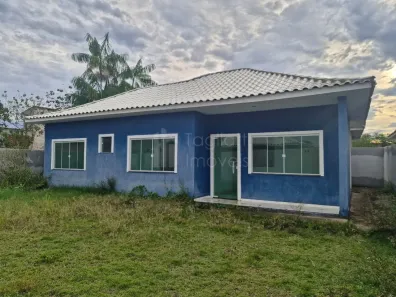 Casa com 3 Quartos para alugar, 300m² no Coqueiral, Araruama