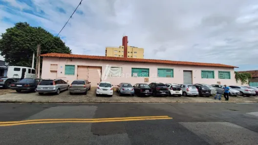 Prédio Comercial com 3 Quartos para alugar, 209m² no Vila Nova, Campinas