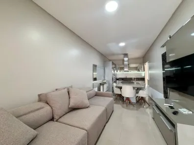 Sobrado com 2 Quartos para alugar, 100m² no Nova Esperança, Balneário Camboriú
