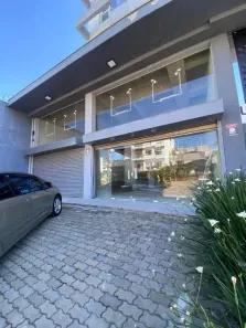 Ponto Comercial para alugar, 236m² no Santa Catarina, Caxias do Sul
