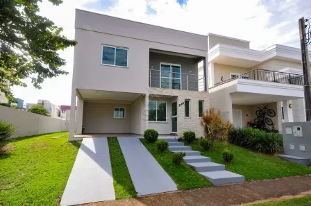 Casa de Condomínio com 3 Quartos à venda, 137m² no Ipê, Foz do Iguaçu