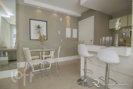 Apartamento com 3 Quartos à venda, 81m² no Passo da Areia, Porto Alegre