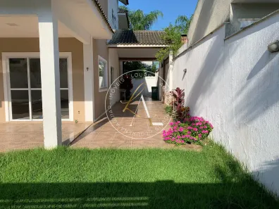 Casa de Condomínio com 4 Quartos para venda ou aluguel, 300m² no Vargem Grande, Rio de Janeiro
