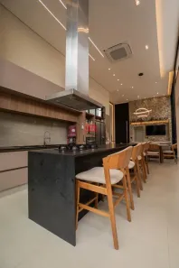 Casa de Condomínio com 3 Quartos à venda, 191m² no Residencial Villa de León, Piratininga