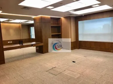 Sala Comercial para alugar, 853m² no Jardim das Acácias, São Paulo