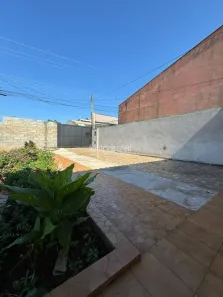 Casa com 2 Quartos à venda, 250m² no Jardim Adriana I, Londrina