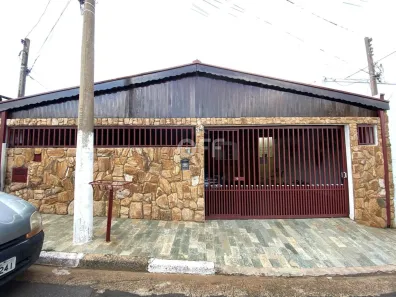 Casa com 3 Quartos à venda, 143m² no Jardim García, Campinas