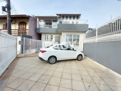 Casa com 2 Quartos para alugar, 160m² no Agronômica, Florianópolis