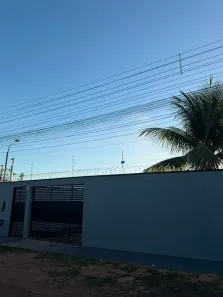 Casa com 2 Quartos para alugar, 120m² no Lagoa Park, Campo Grande