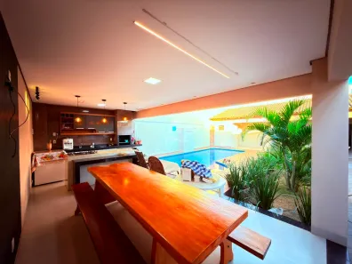 Casa com 4 Quartos à venda, 214m² no Plano Diretor Sul, Palmas