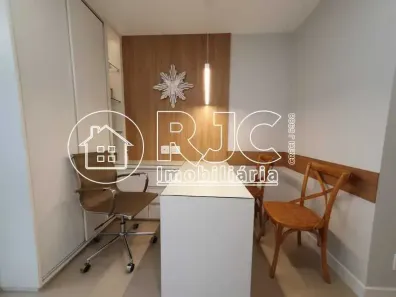 Sala Comercial à venda, 30m² no Vila Isabel, Rio de Janeiro