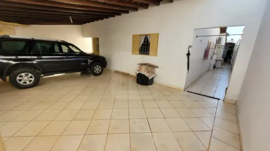 Casa com 3 Quartos à venda, 150m² no Laranjeiras, Uberlândia