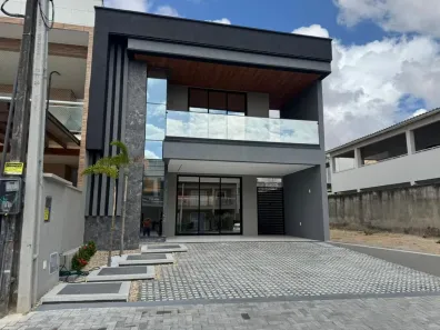 Casa com 4 Quartos à venda, 253m² no Maraponga, Fortaleza