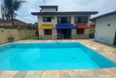 Casa com 4 Quartos à venda, 250m² no Enseada, Guarujá