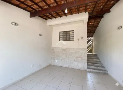 Casa com 3 Quartos à venda, 161m² no Jardim Alvinópolis, Atibaia