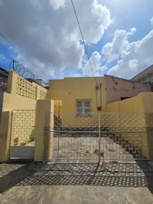 Casa com 2 Quartos à venda, 190m² no São Gerardo, Fortaleza