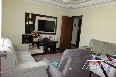 Casa com 3 Quartos à venda, 220m² no Morato, Piracicaba
