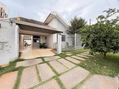 Sobrado com 4 Quartos à venda, 269m² no Residencial Moreschi, Maringá