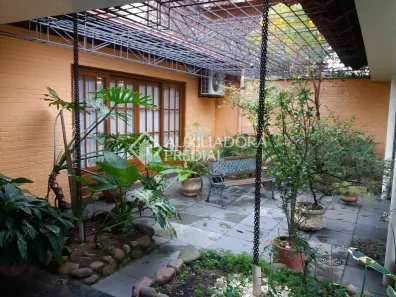 Casa com 3 Quartos à venda, 280m² no Teresópolis, Porto Alegre