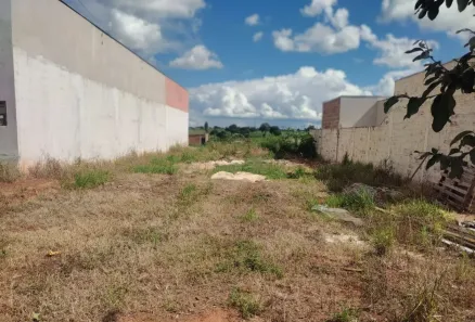Lote/Terreno à venda, 215m² no Jardim Nova General, General Salgado