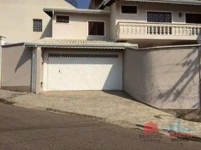 Casa com 3 Quartos à venda, 182m² no Vila Galvão, Jundiaí