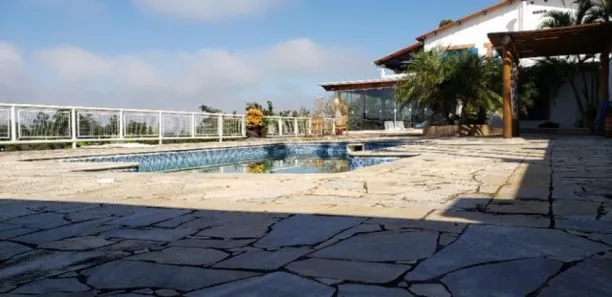 Fazenda/Sítio com 3 Quartos à venda, 580m² no Vila São Geraldo, São José dos Campos