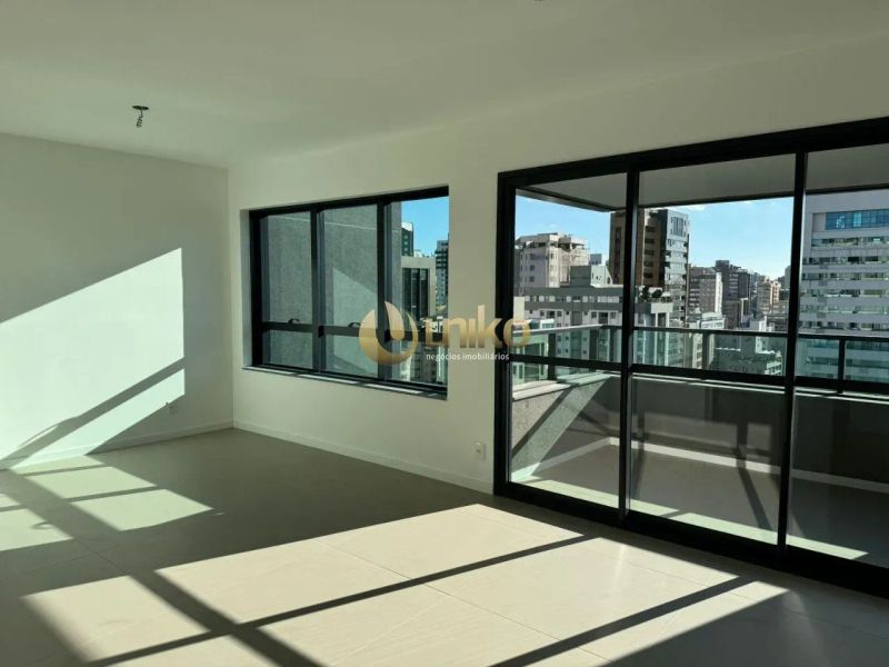 Apartamento com 3 quartos — Savassi, Belo Horizonte