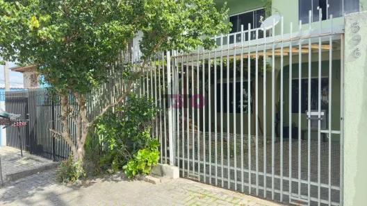 Sobrado com 3 Quartos à venda, 94m² no Xaxim, Curitiba