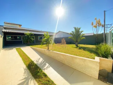 Casa de Condomínio com 2 Quartos para alugar, 185m² no , São Pedro da Aldeia