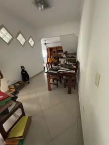Casa com 5 Quartos à venda, 201m² no Macuco, Santos