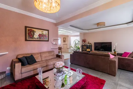 Sobrado com 3 Quartos à venda, 377m² no Jardim Leonor Mendes de Barros, São Paulo