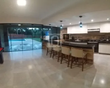 Fazenda/Sítio com 3 Quartos à venda, 380m² no Caguassu, Sorocaba