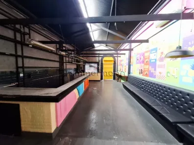 Imóvel Comercial para alugar, 240m² no Vila Madalena, São Paulo
