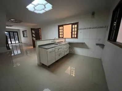 Sobrado com 3 Quartos à venda, 276m² no Jardim Primavera, Mauá