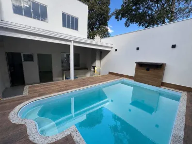 Casa com 3 Quartos à venda, 136m² no Nações, Divinópolis