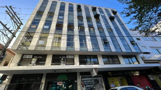 Sala Comercial à venda, 35m² no Centro, Nova Friburgo