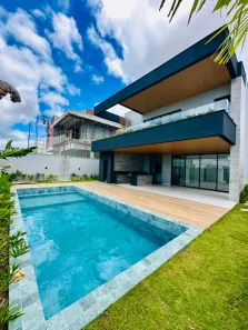 Sobrado com 4 Quartos à venda, 340m² no Cajupiranga, Parnamirim