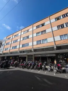 Apartamento com 2 Quartos para alugar, 43m² no Centro, Juiz de Fora