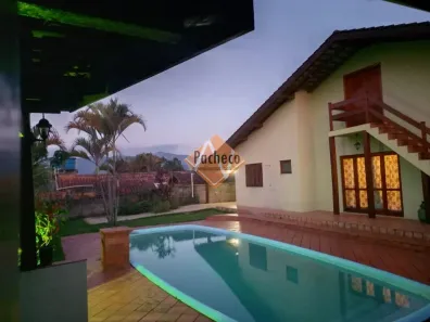 Fazenda/Sítio com 3 Quartos à venda, 1100m² no Jardim Estância Brasil, Atibaia