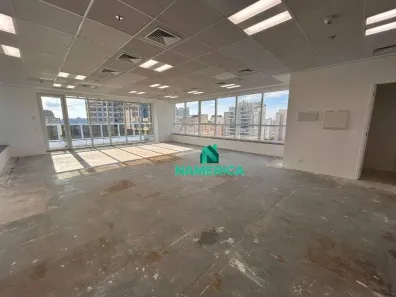 Sala Comercial para alugar, 200m² no Jardim das Acácias, São Paulo