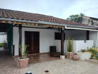 Casa com 2 Quartos à venda, 160m² no Jardim do Sol, Caraguatatuba