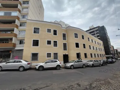 Apartamento com 2 Quartos para alugar, 77m² no Centro, Juiz de Fora