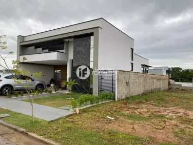 Casa de Condomínio com 3 Quartos à venda, 190m² no Portal da Amazônia, Rio Branco